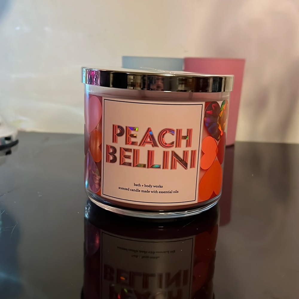 💎2 for $35💎. Bath & body works 14.5 peach Bellini 3 wick candle